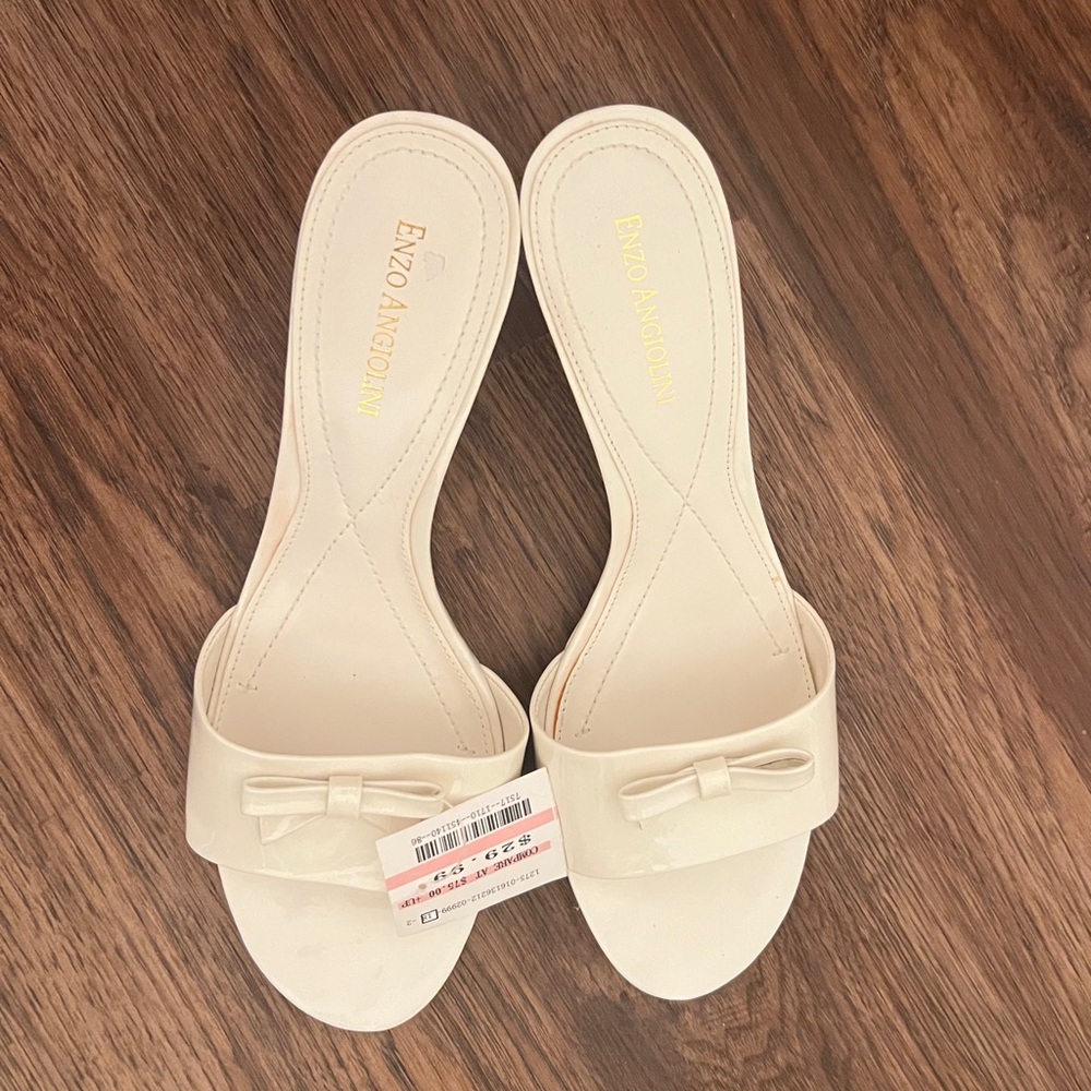 Enzo Angiolini Cream Women's Sandals